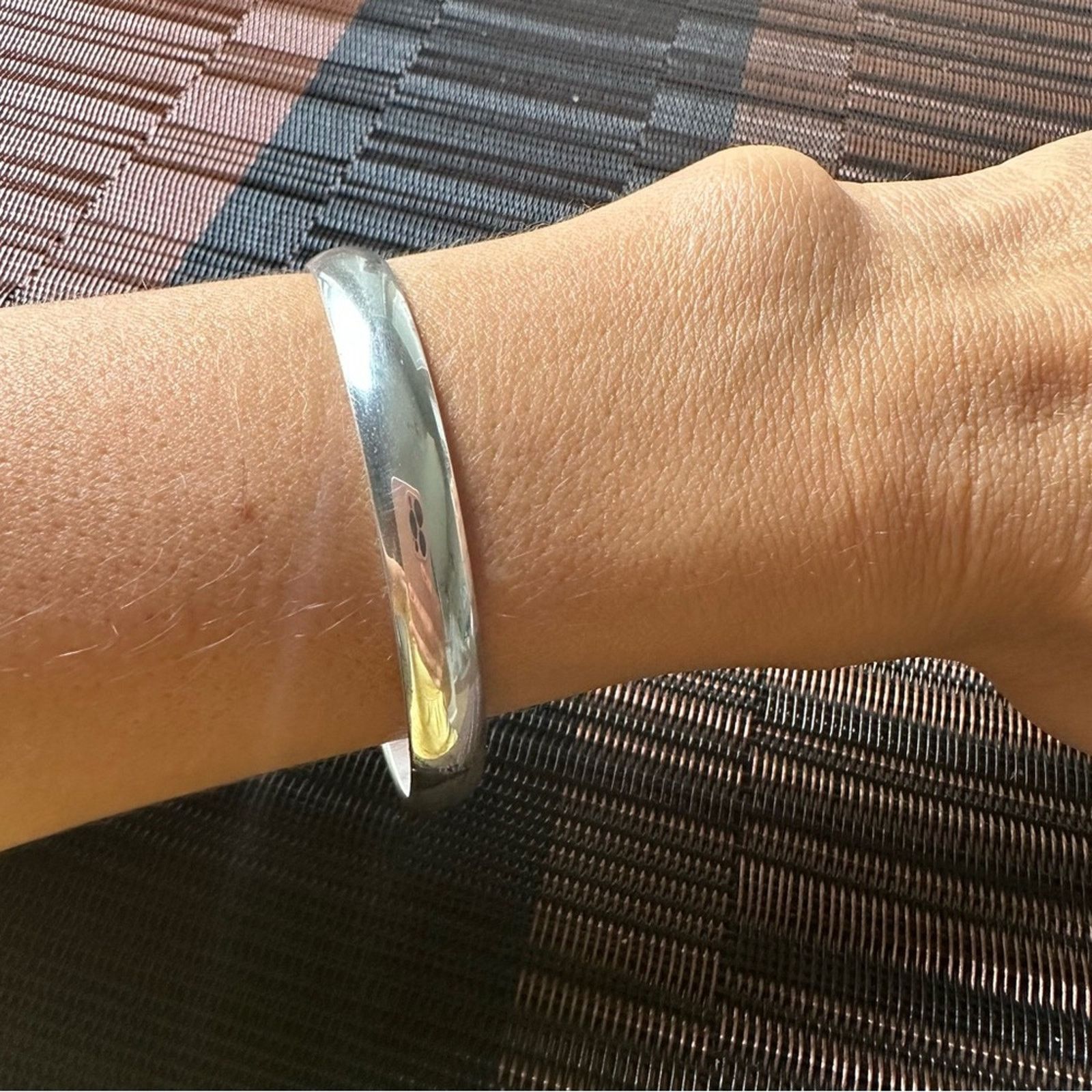 Other Sterling Silver Bracelet Simple Glossy Open Solid Bangle Size ONE SIZE - 5 Thumbnail