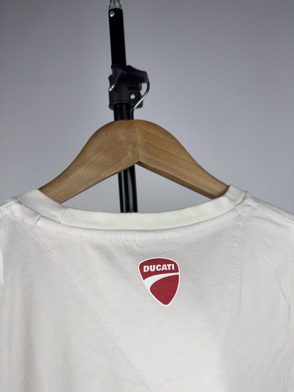 Ducati Vintage 00s Ducati x Puma Racing Moto Graphic Ivory Tee L Size US L / EU 52-54 / 3 - 11 Thumbnail