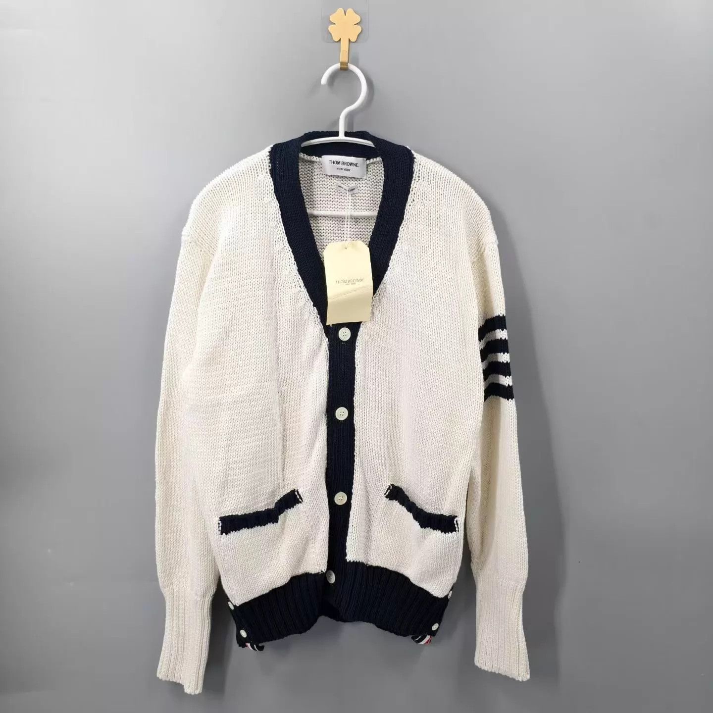 Thom Browne Thom Browne Classic Stripe 4-Button Cardi Size 3 NWT Size US L / EU 52-54 / 3 - 1 Thumbnail