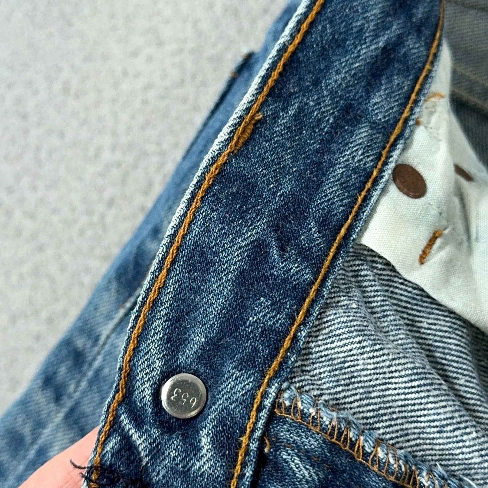 Levi's VINTAGE Levi's 501 Jeans Mens 30x31 Blue Denim Straight 90s USA 1994 653 WW Whiskers Classic Comfort Fit Size US 30 / EU 46 - 3 Thumbnail