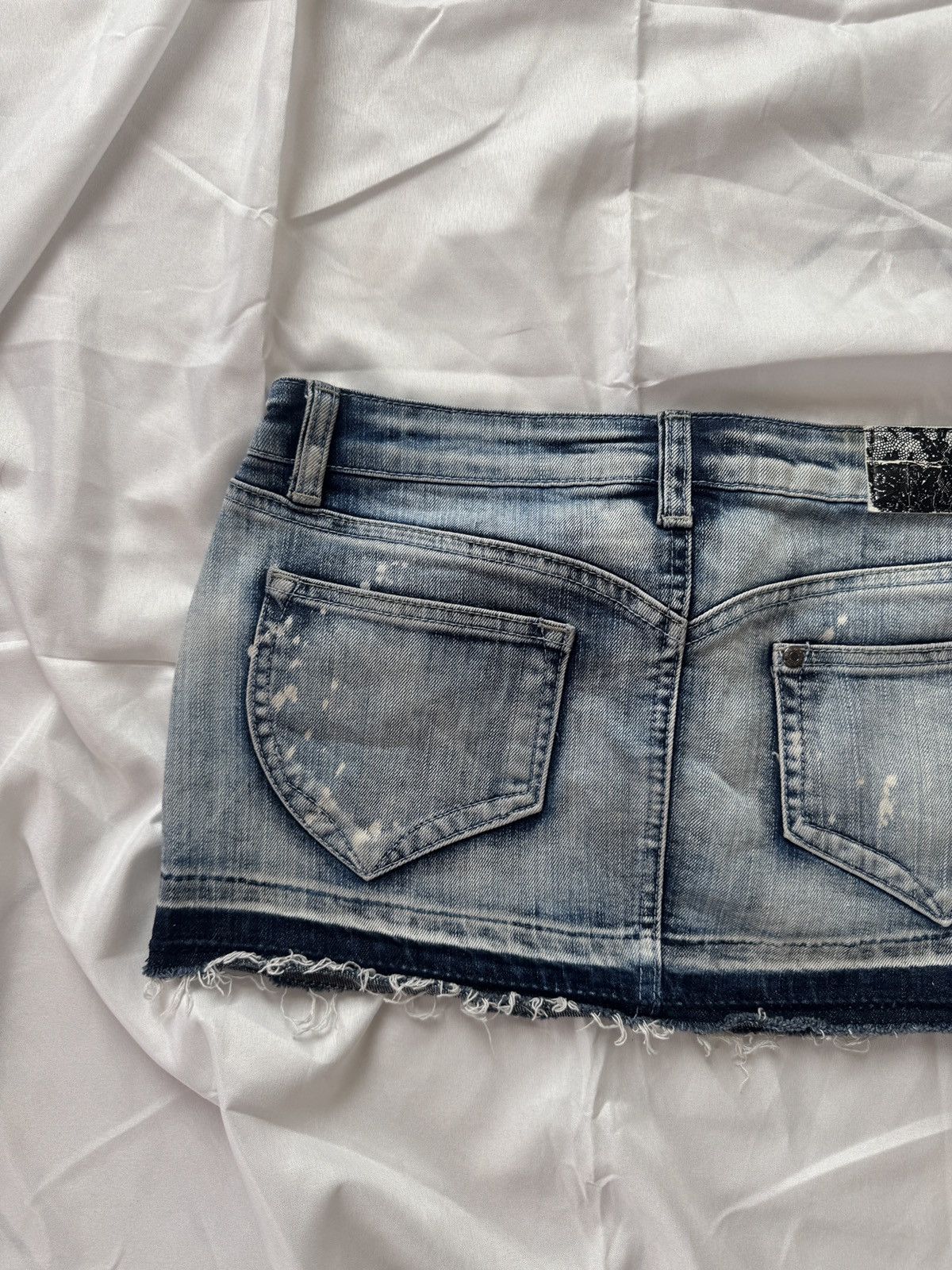 Hysteric Glamour Madonna Vintage Y2K Super Sexy Low Rise Mini Denim Skirt Size 29" - 6 Thumbnail