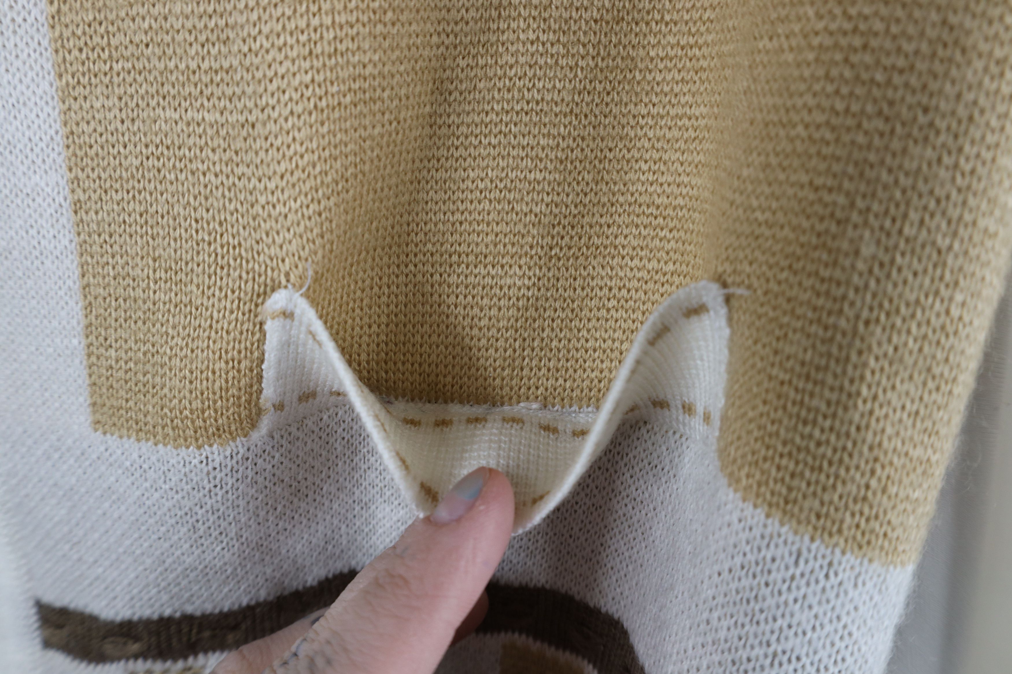 Vintage Vintage 90s Streetwear Block Knit Collared Button Shirt Size US XL / EU 56 / 4 - 5 Thumbnail