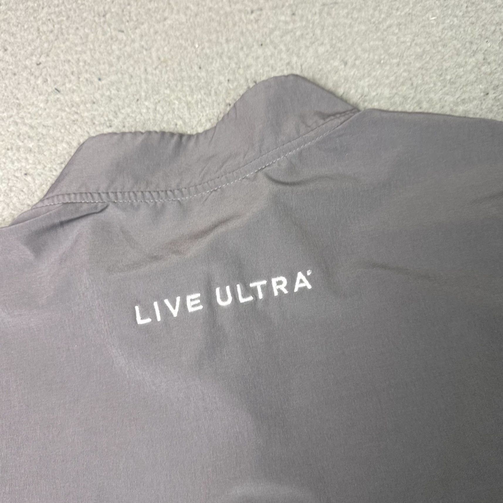 Nike VINTAGE Nike Golf Dri-Fit Shirt Mens XL Gray 1/4 Zip Pullover Performance Mock Neck 1/4 Zip Moisture Wicking Outdoor Sports Mens Size US XL / EU 56 / 4 - 7 Thumbnail