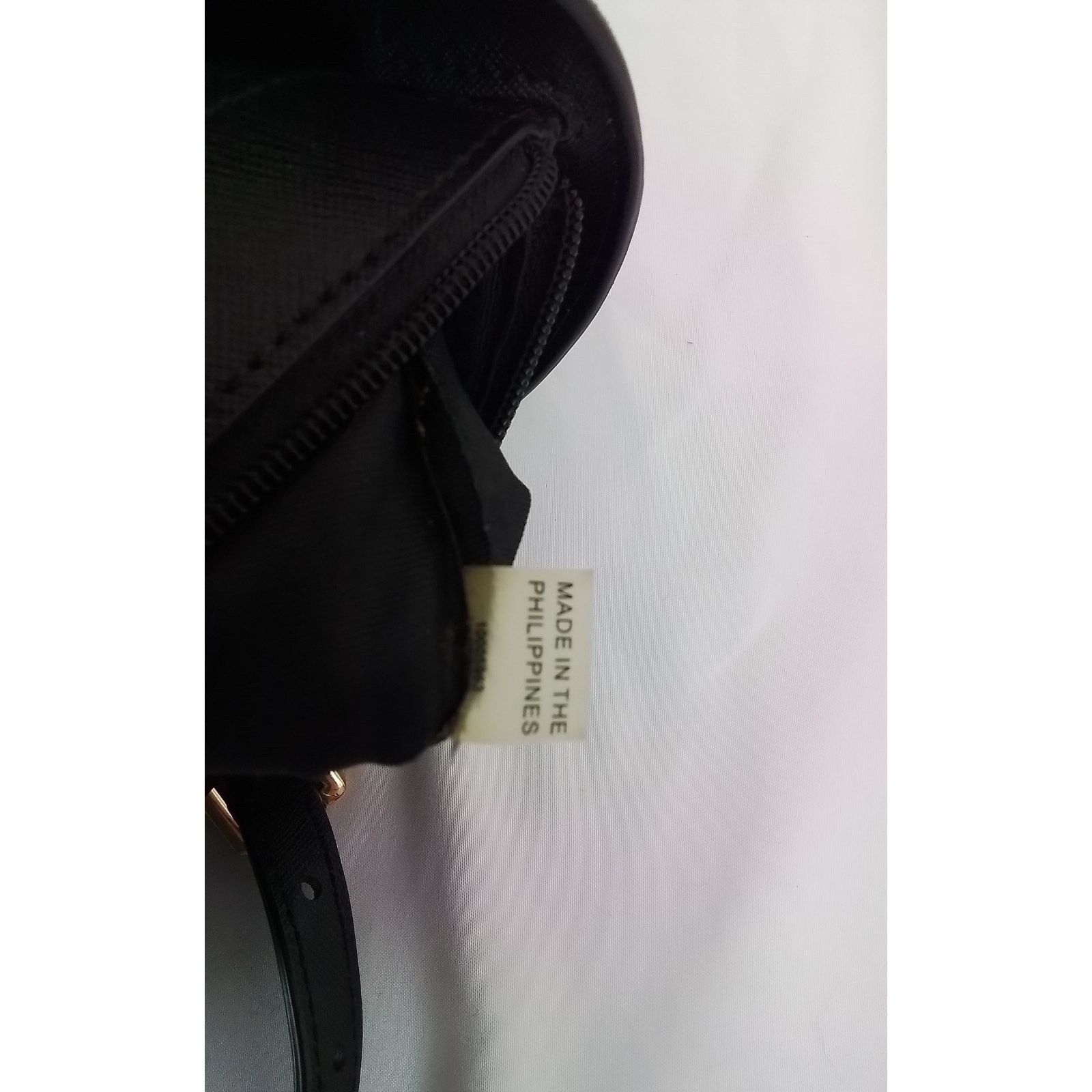 Tory Burch Tory Burch Black Leather Shoulder Bag Gold Hardware Size ONE SIZE - 13 Thumbnail