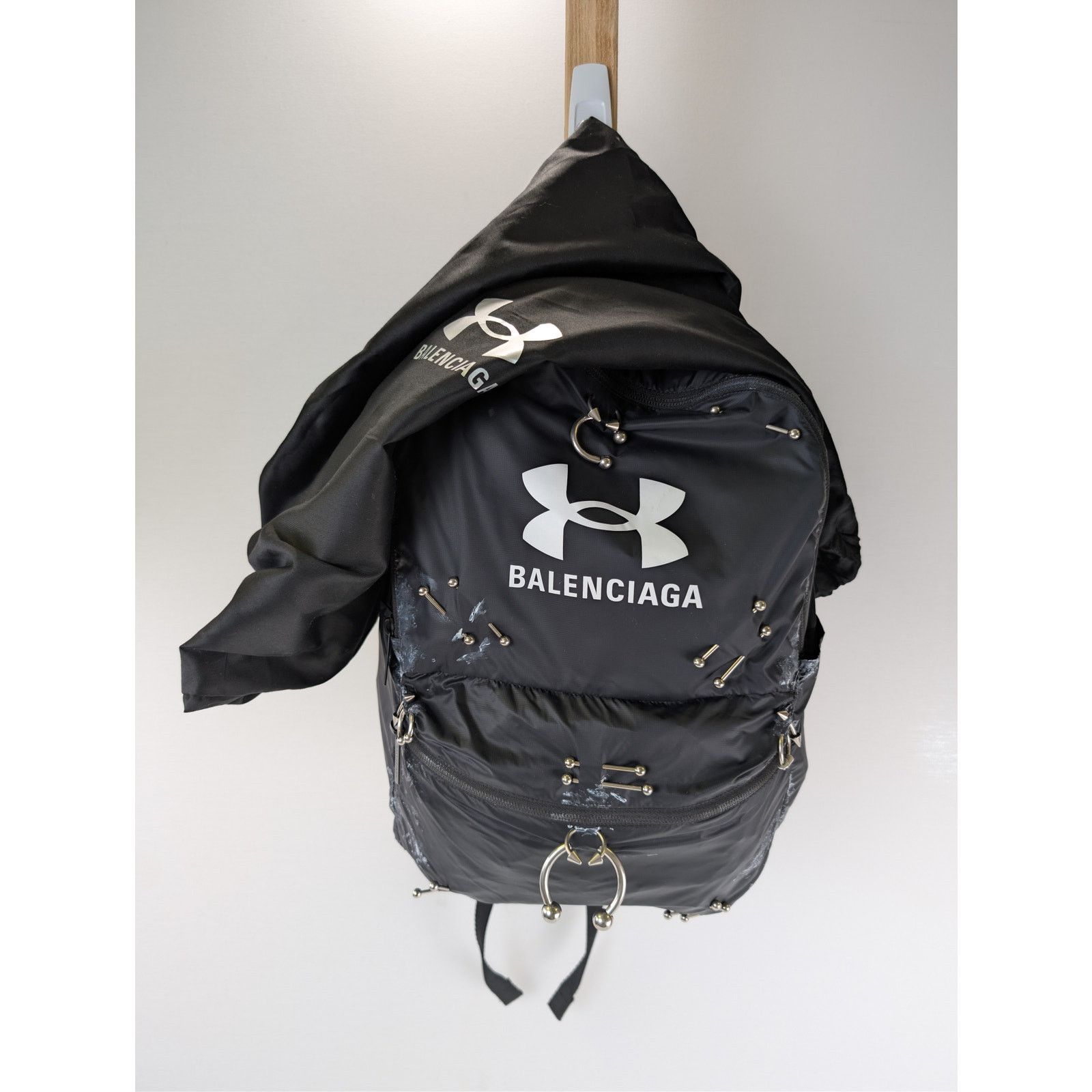 Balenciaga × Under Armour o1rshd1 Size: OS / Backpack Invisible Ripst in Black Size ONE SIZE - 19 Thumbnail