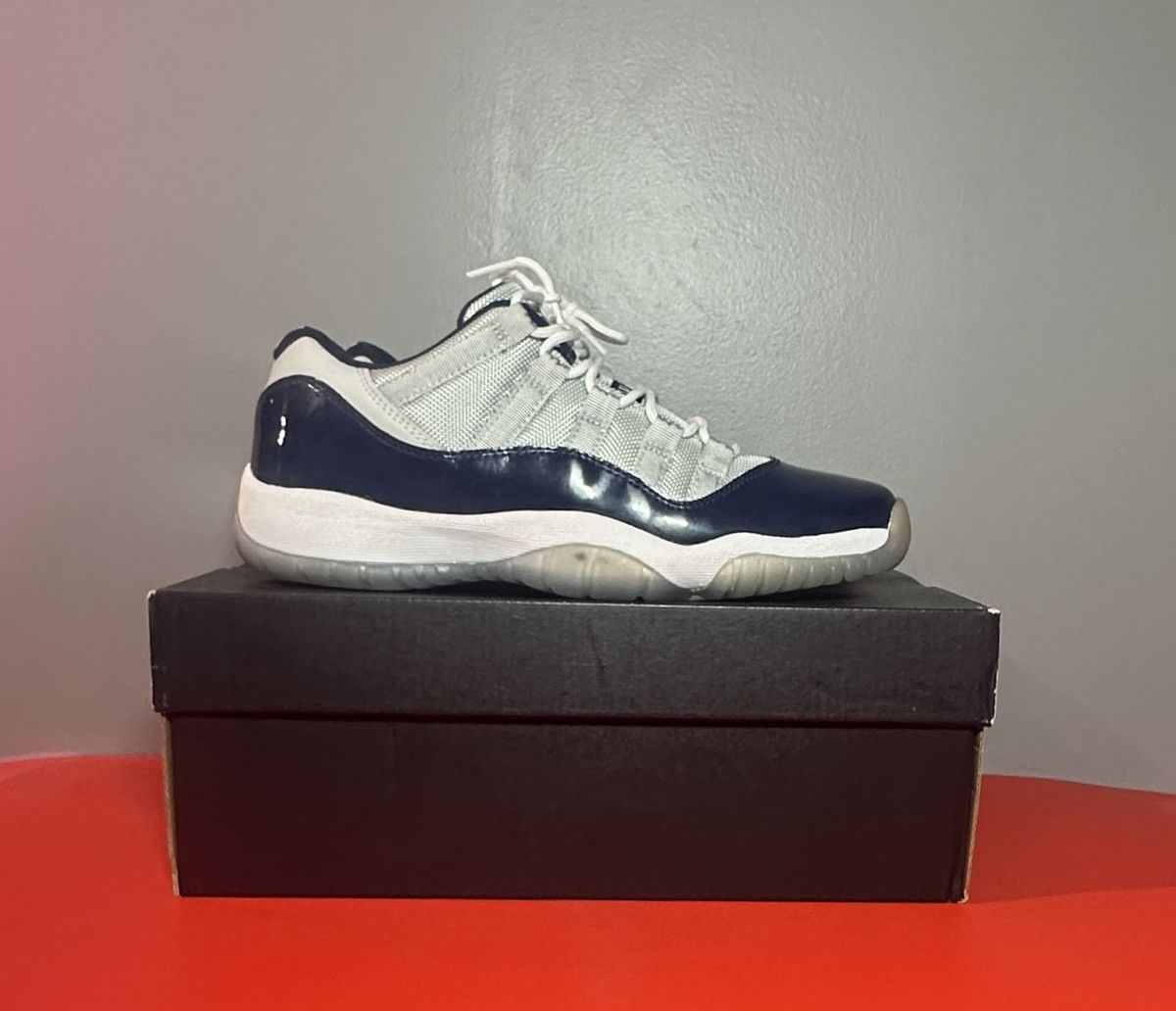 Jordan Brand Size 5.5 (GS) - Jordan 11 Retro Georgetown Size US 5.5 / EU 38 - 1 Thumbnail