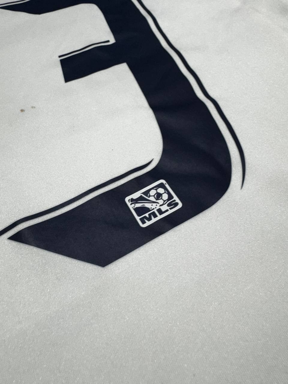 Adidas Adidas LA Galaxy Home Shirt 2008/09 (L) Beckham 23 Size US L / EU 52-54 / 3 - 17 Thumbnail