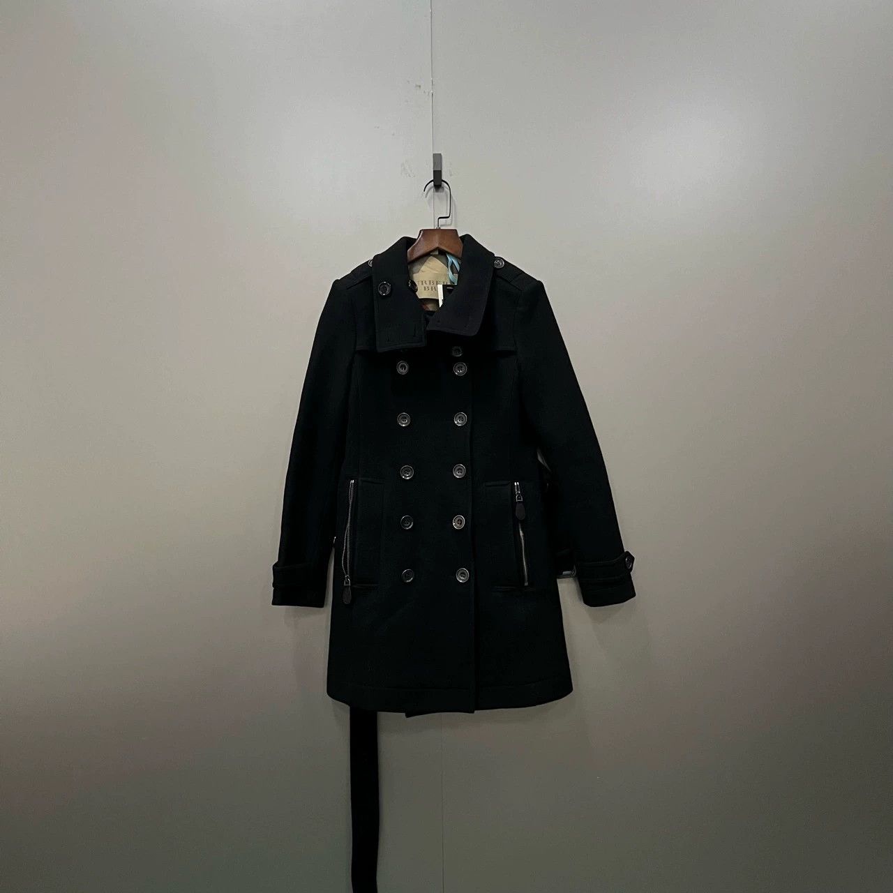 Burberry Burberry Black Wool Double-Breasted Coat Size US XS / EU 42 / 0 - 1 Thumbnail