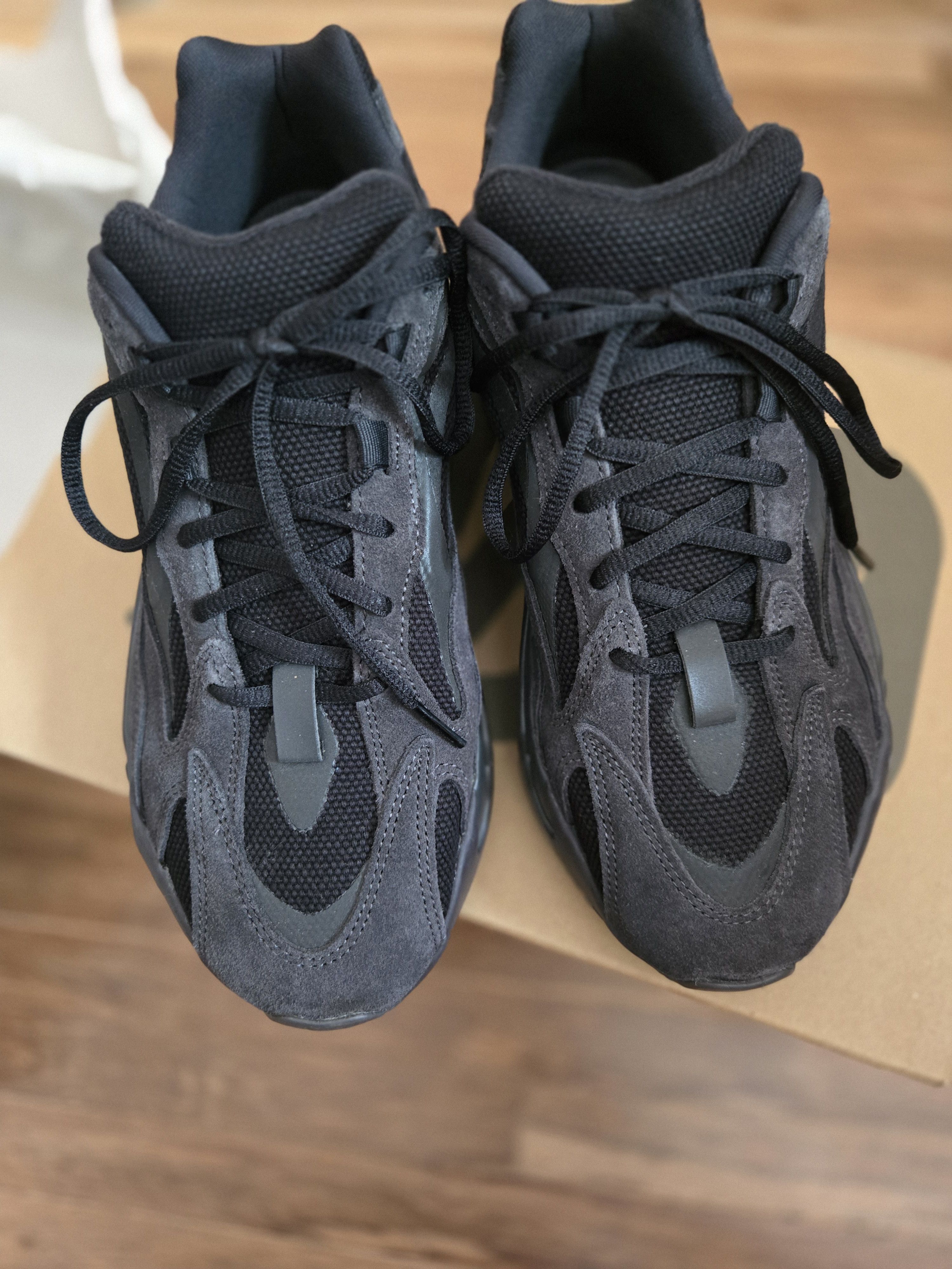 Yeezy 700 Vanta Black