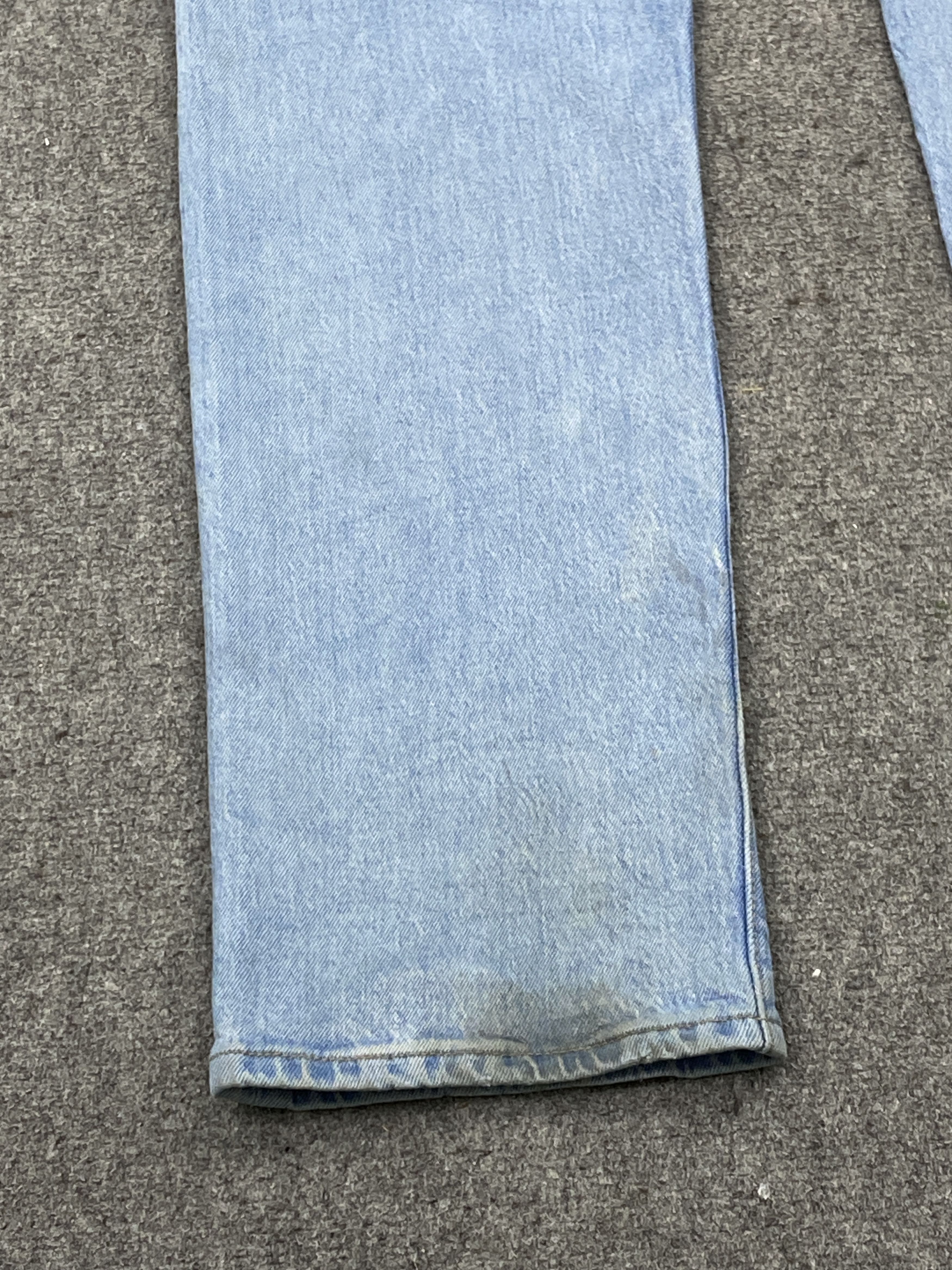 Levi's Vintage Levis 501 Light Wash Blue Jeans DP2755 Size US 32 / EU 48 - 19 Thumbnail