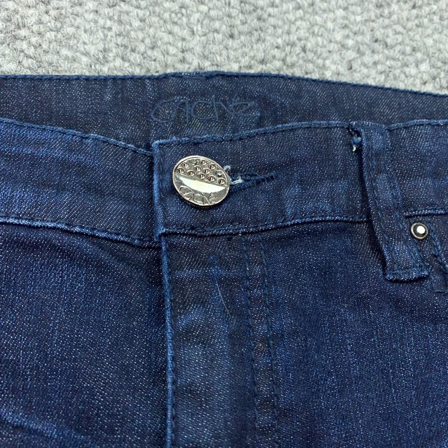 Vintage Caché Jeans Womens Size 10 Blue Stretch Mid Rise Jeans - Cotton Polyester Spandex Rayon Denim Straight Modern Rise 8.5-10.5 In Inseam 28.5 in Regular Size 32" / US 10 / IT 46 - 4 Thumbnail