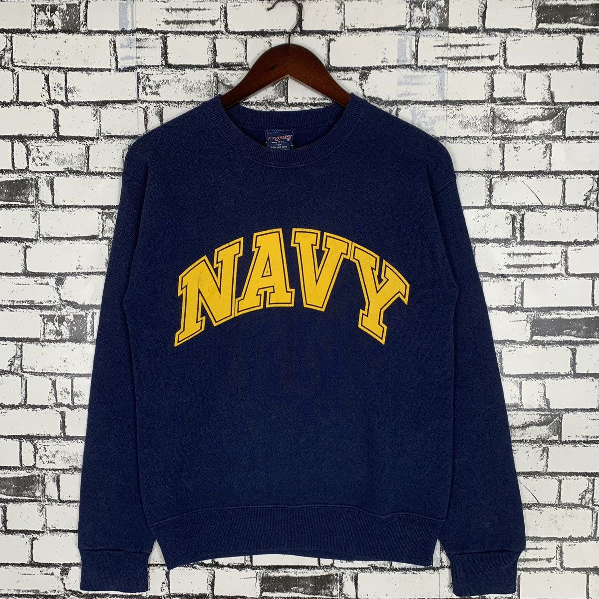 image of Vintage Jansport Navy Sweatshirt Jansport Crewneck in Navy Blue, Men's (Size Small)