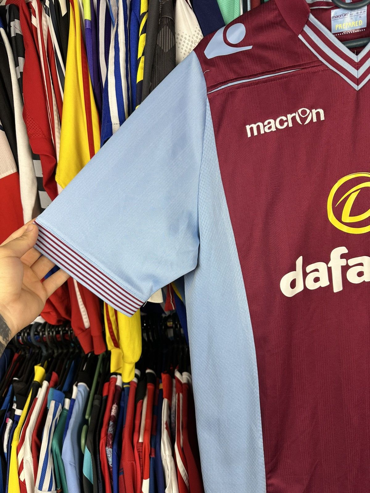 Macron MACRON ASTON VILLA 2013/14 HOME FOOTBAL SHIRT SOCCER JERSEY Size US XL / EU 56 / 4 - 7 Thumbnail