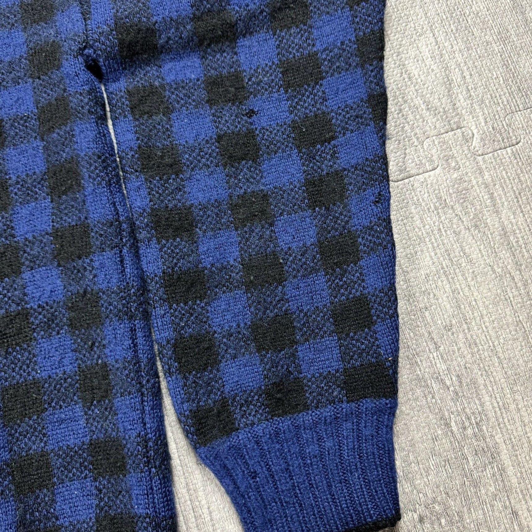 Cacharel VINTAGE CACHAREL MEN'S WORSTED WOOL CHECKERED V-NECK PULLOVER SWEATER GREEN M 90s CLASSIC Size US M / EU 48-50 / 2 - 3 Thumbnail