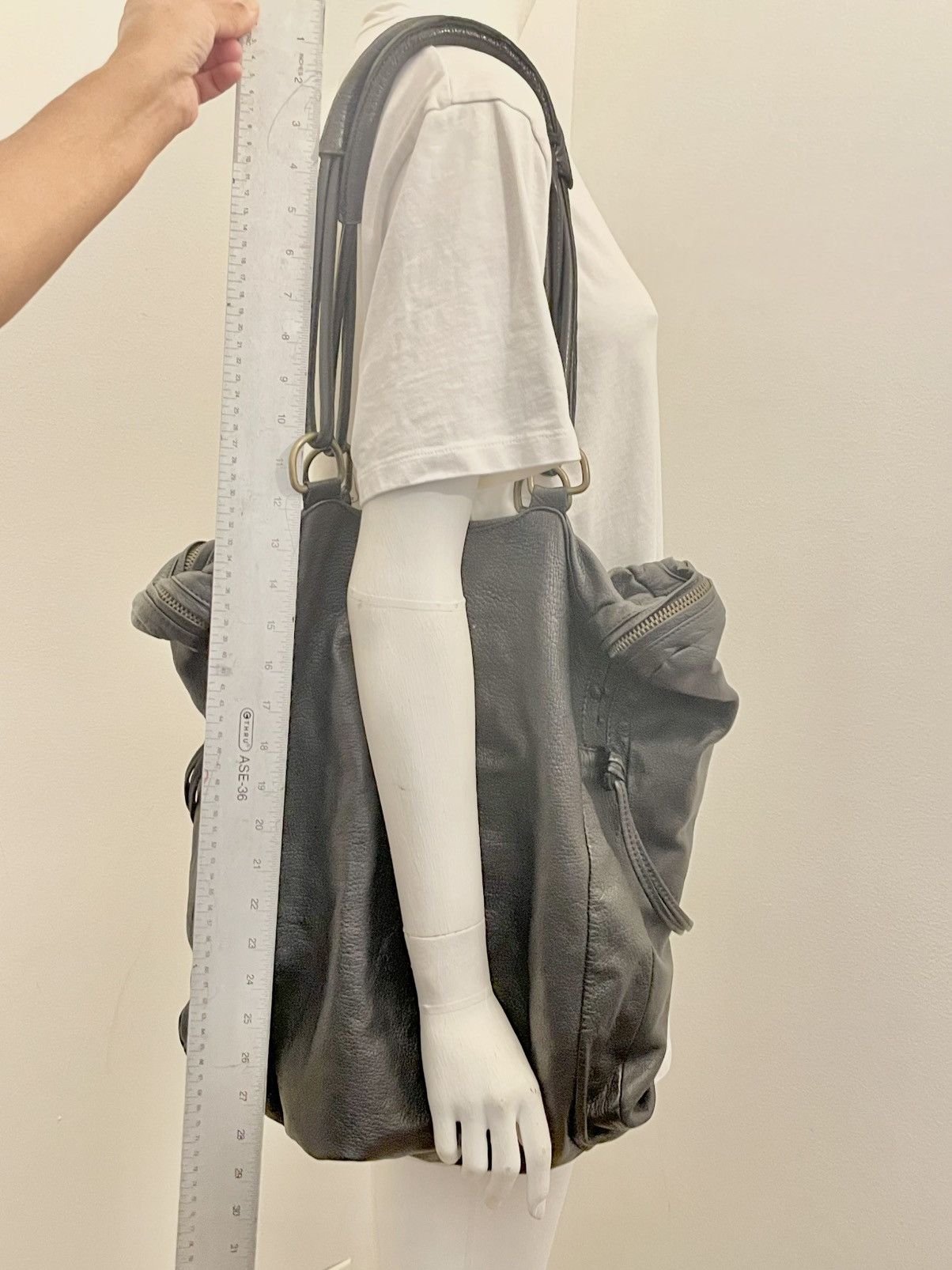 Maison Margiela Maison Margiela Black Leather Shoulder Bag Size ONE SIZE - 18 Thumbnail