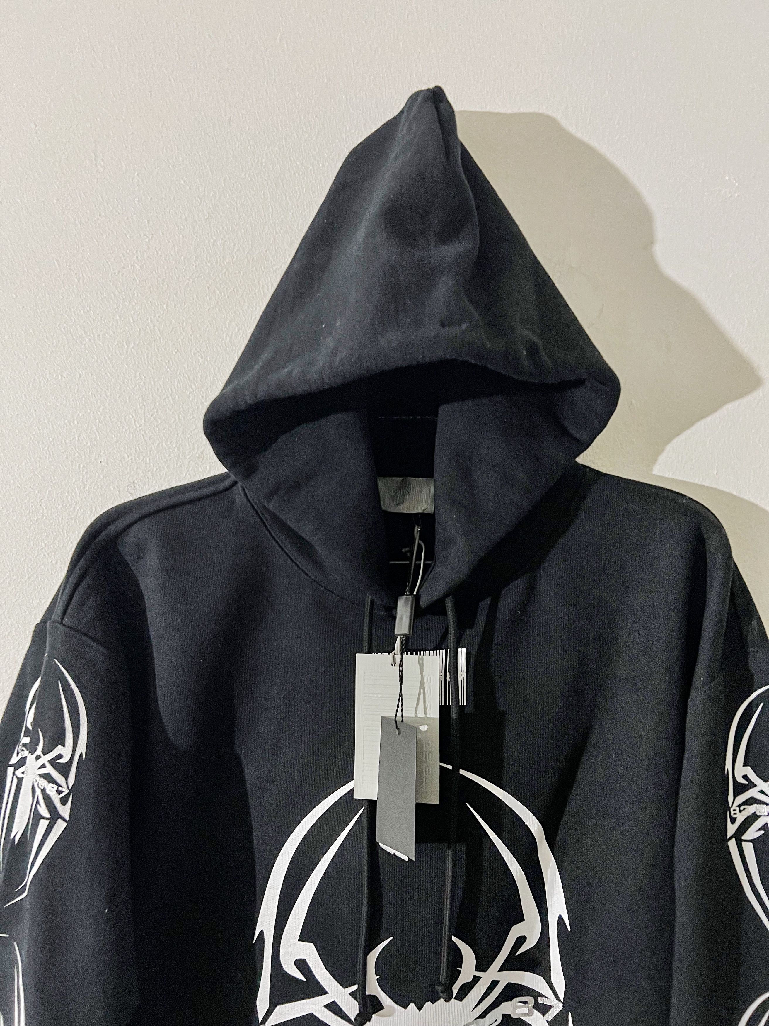 Vetements VTMNTS Black Spider Hoodie Size US L / EU 52-54 / 3 - 6 Thumbnail