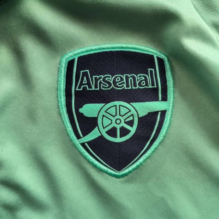 Puma Arsenal 2018-19 Puma third football jersey size S Size US S / EU 44-46 / 1 - 3 Thumbnail