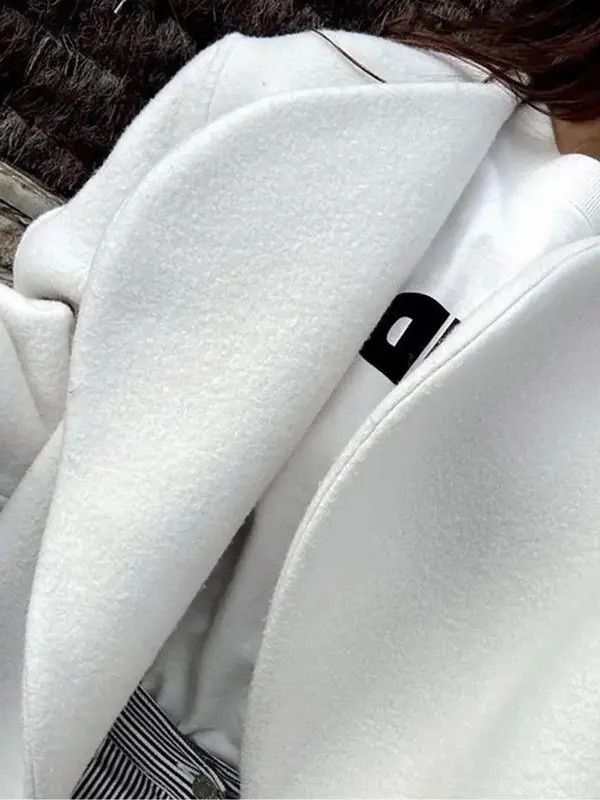 Japanese Brand × Vintage Women White Woolen Cropped Top Jacket V Neck Size ONE SIZE - 3 Thumbnail