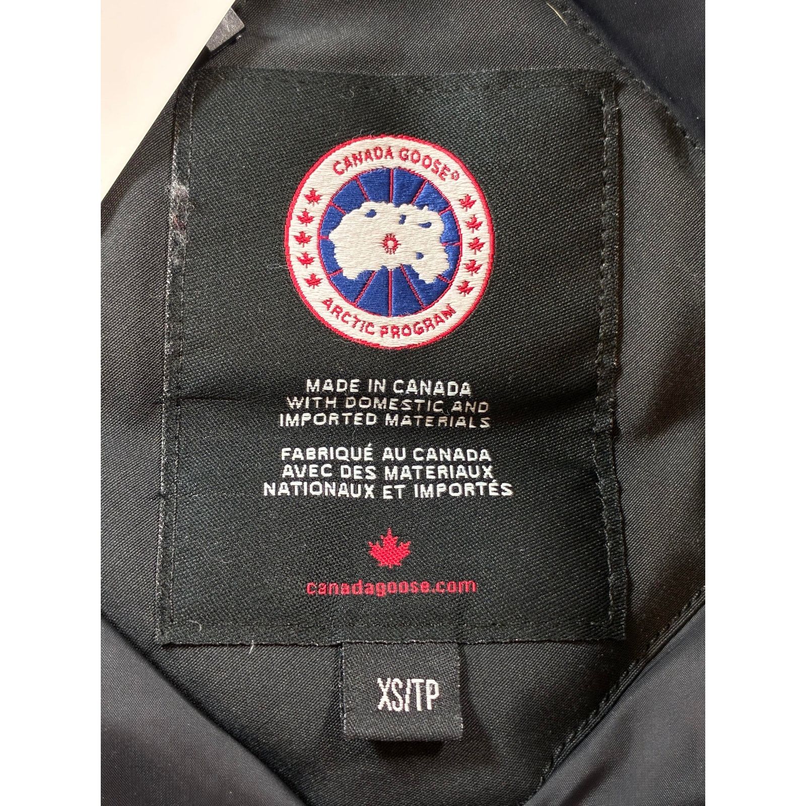 Canada Goose Canada Goose Women's Black Parka Fur Size US XS / EU 42 / 0 - 3 Thumbnail