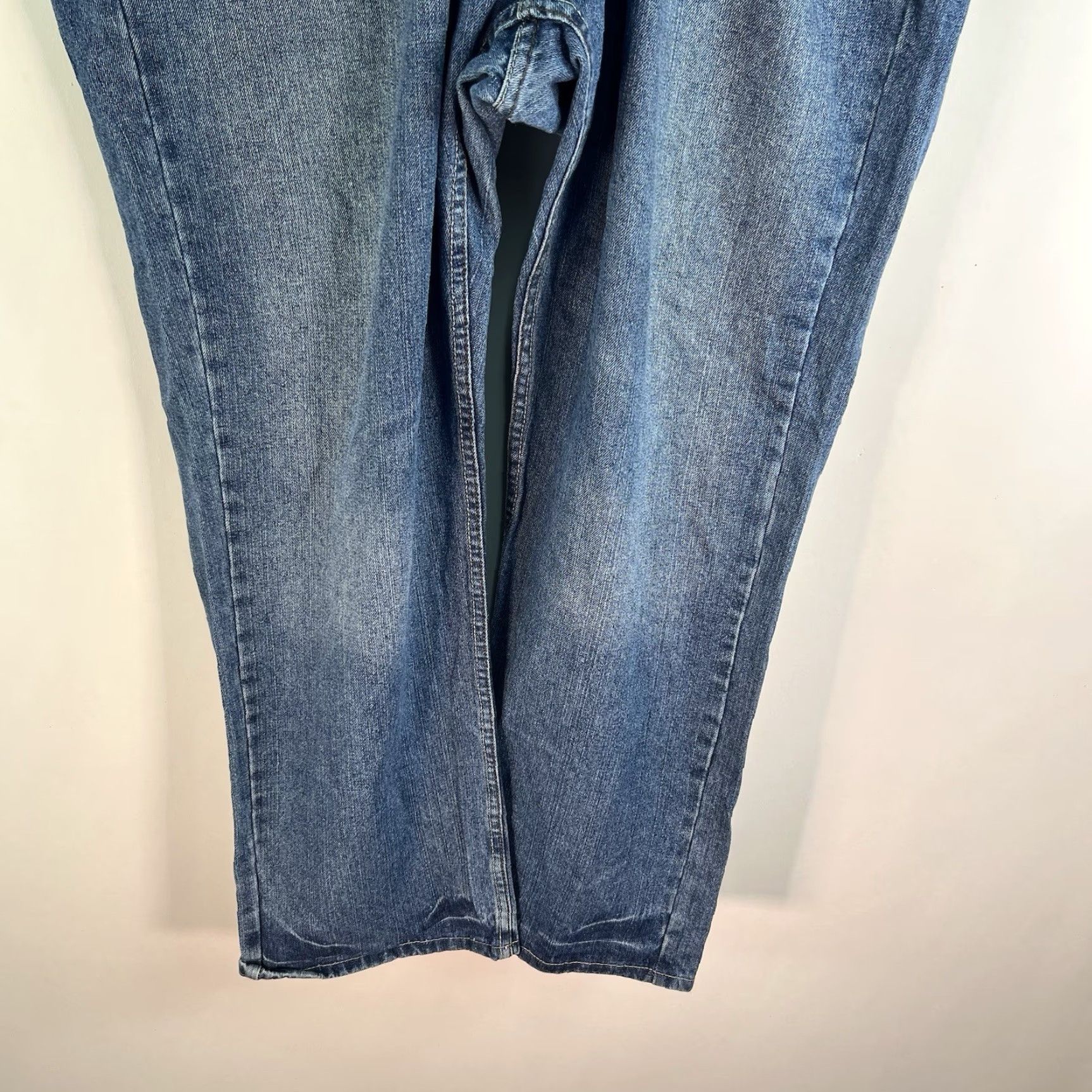Phat Farm Phat Classic Denim Jeans 5-Pocket Design Blue Distressed Mens Size 44 X32 Regular Waist 46in Phat Farm Wide-Leg High Rise Relaxed Jeans Size US 44 / EU 60 - 4 Thumbnail