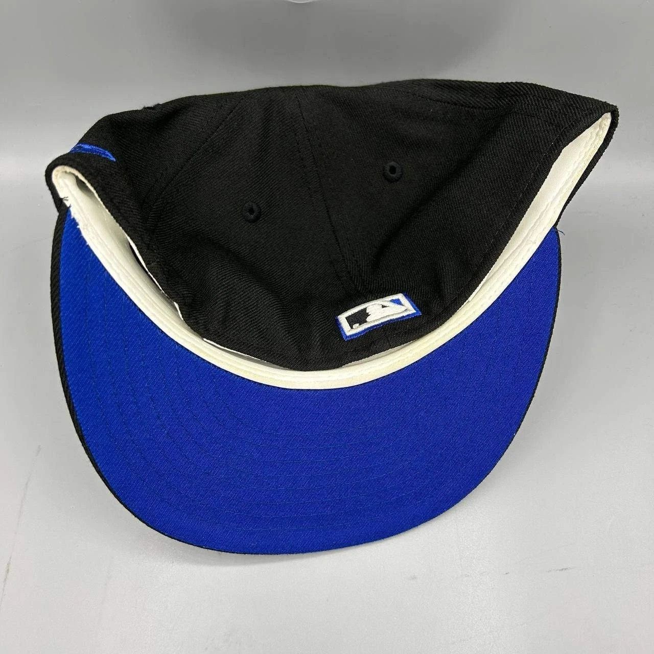 New Era New York Yankees Hat Men 7 3/8 Black Blue MLB Fitted Cap Size ONE SIZE - 8 Thumbnail