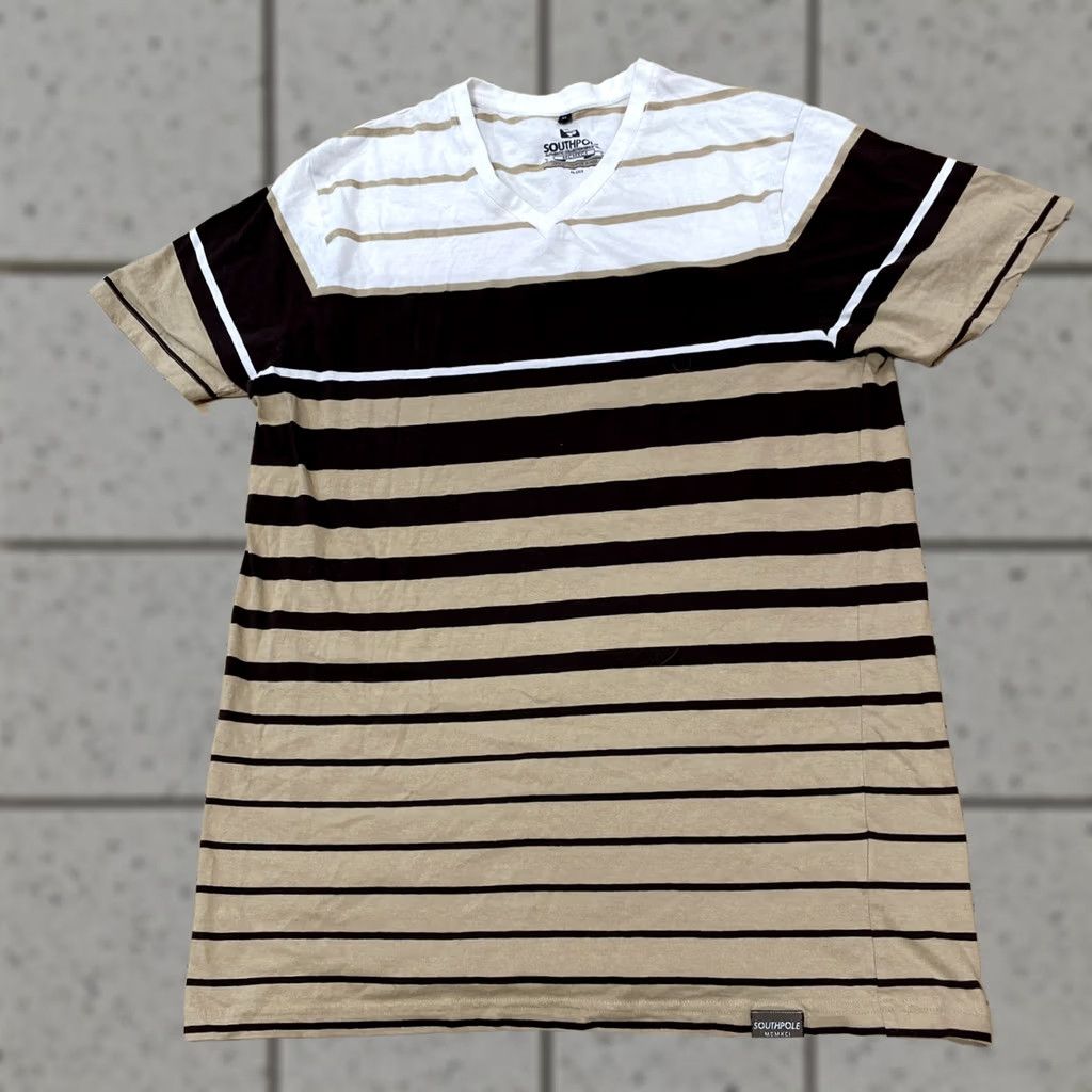 Southpole SOUTHPOLE T Shirt Adult XL Slim Brown Black White Y2k Vneck Crew Tee XL Shirt Mens Brown Black White XL Regular T-Shirt Size US XL / EU 56 / 4 - 1 Thumbnail