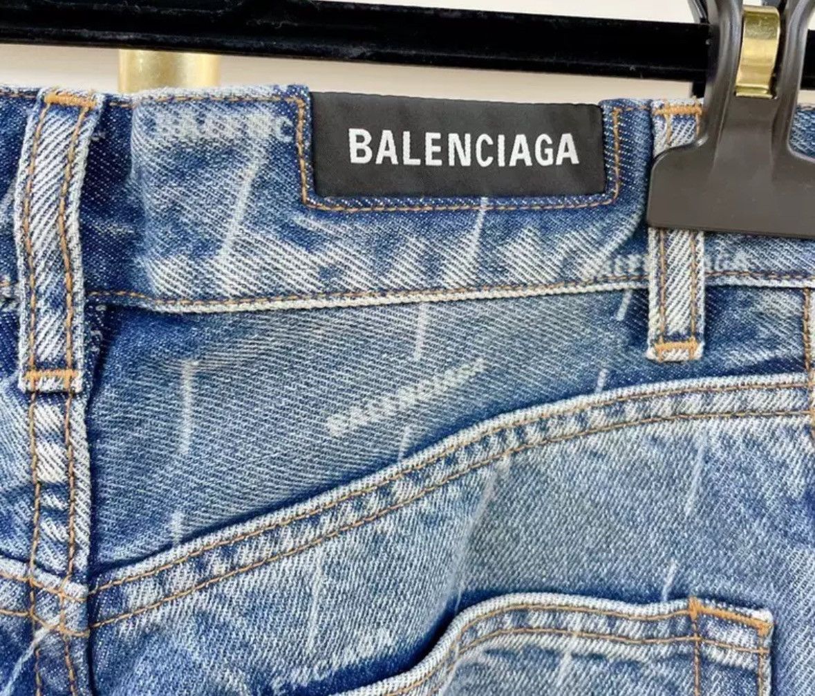 Balenciaga Balenciaga letter jeans2412-Nextarrow Size US 27 - 6 Thumbnail