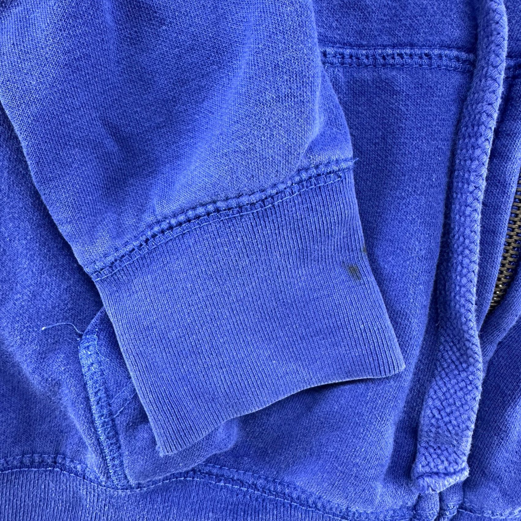 Vintage VINTAGE Aéropostale Hoodie Womens Small Blue Full Zip Wings Cotton Bling Y2K 90s City Womens Size S / US 4 / IT 40 - 5 Thumbnail