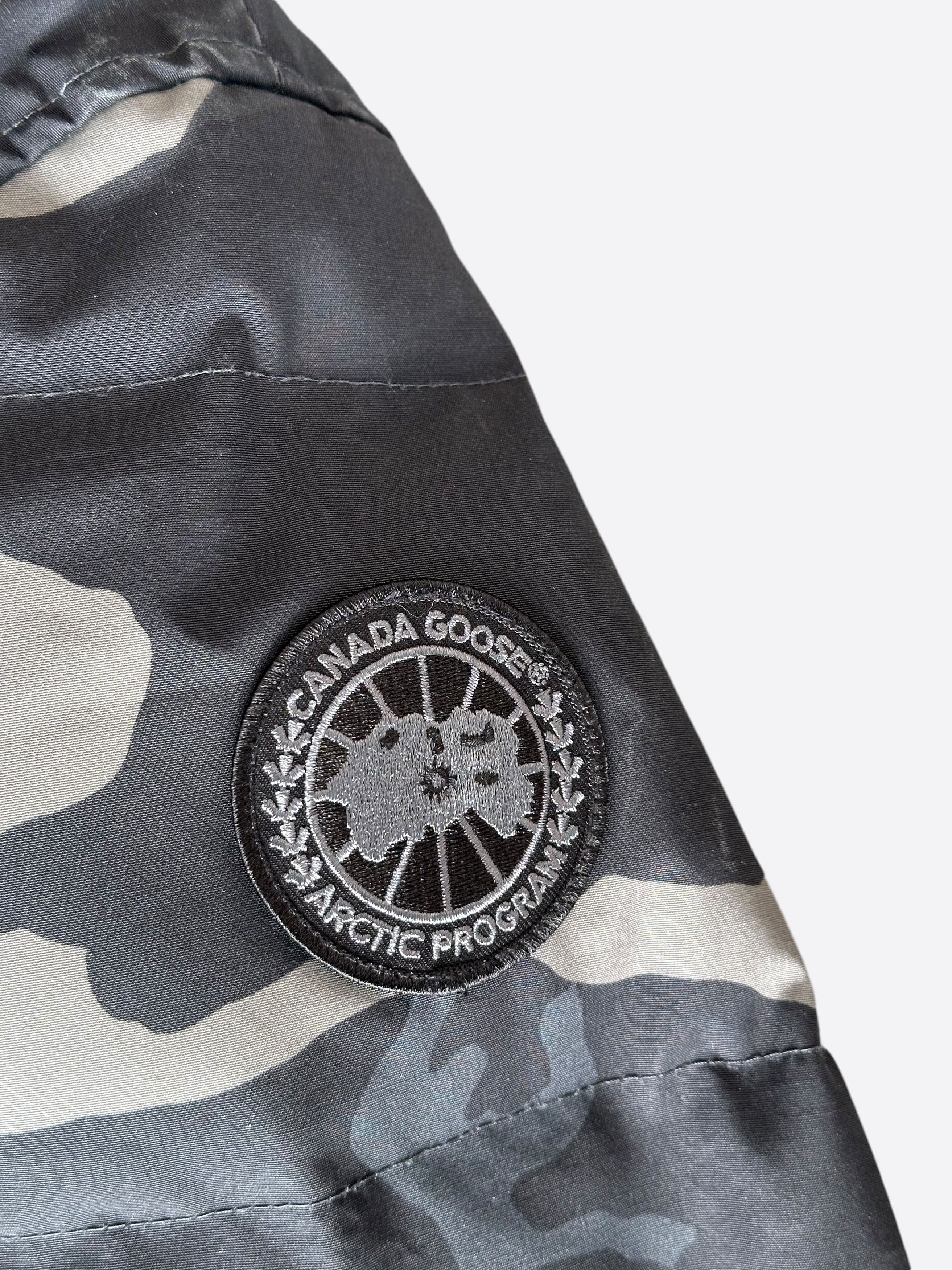 Canada Goose Canada Goose Black Camo Shelburne Black Label Women's Jacket Size S / US 4 / IT 40 - 3 Thumbnail