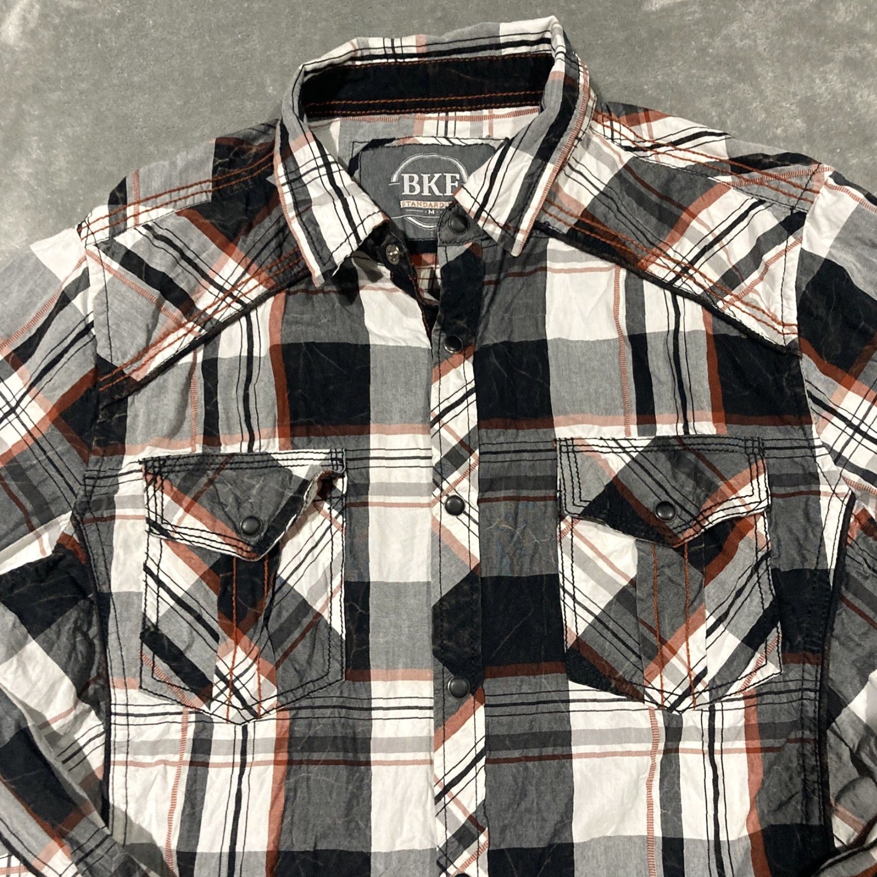 Vintage Buckle BKE Shirt Men M Pearl Snap Western Gray White Orange Plaid Standard Fit Shirt Size US M / EU 48-50 / 2 - 2 Thumbnail