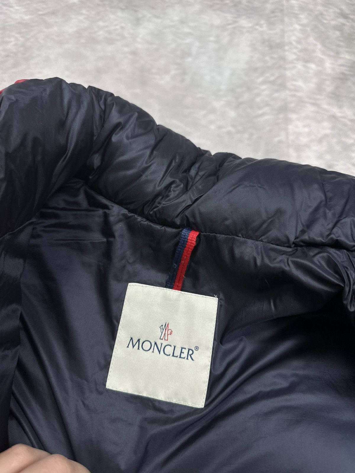 Moncler Moncler Down Jacket luxury puffer Italy grange giubott patch Size US S / EU 44-46 / 1 - 21 Thumbnail