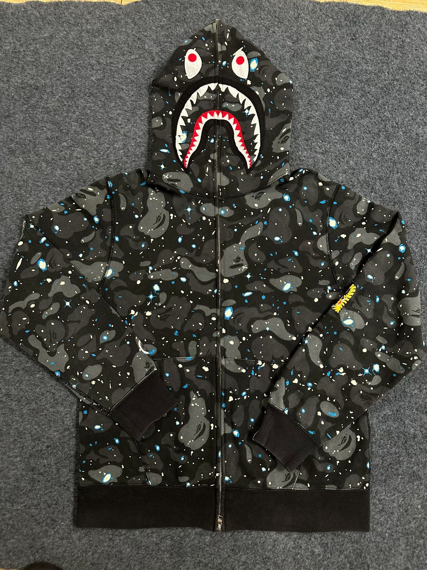 Bape Bape Multi Shark Sweatshirt Pullover Size US XL / EU 56 / 4 - 1 Thumbnail
