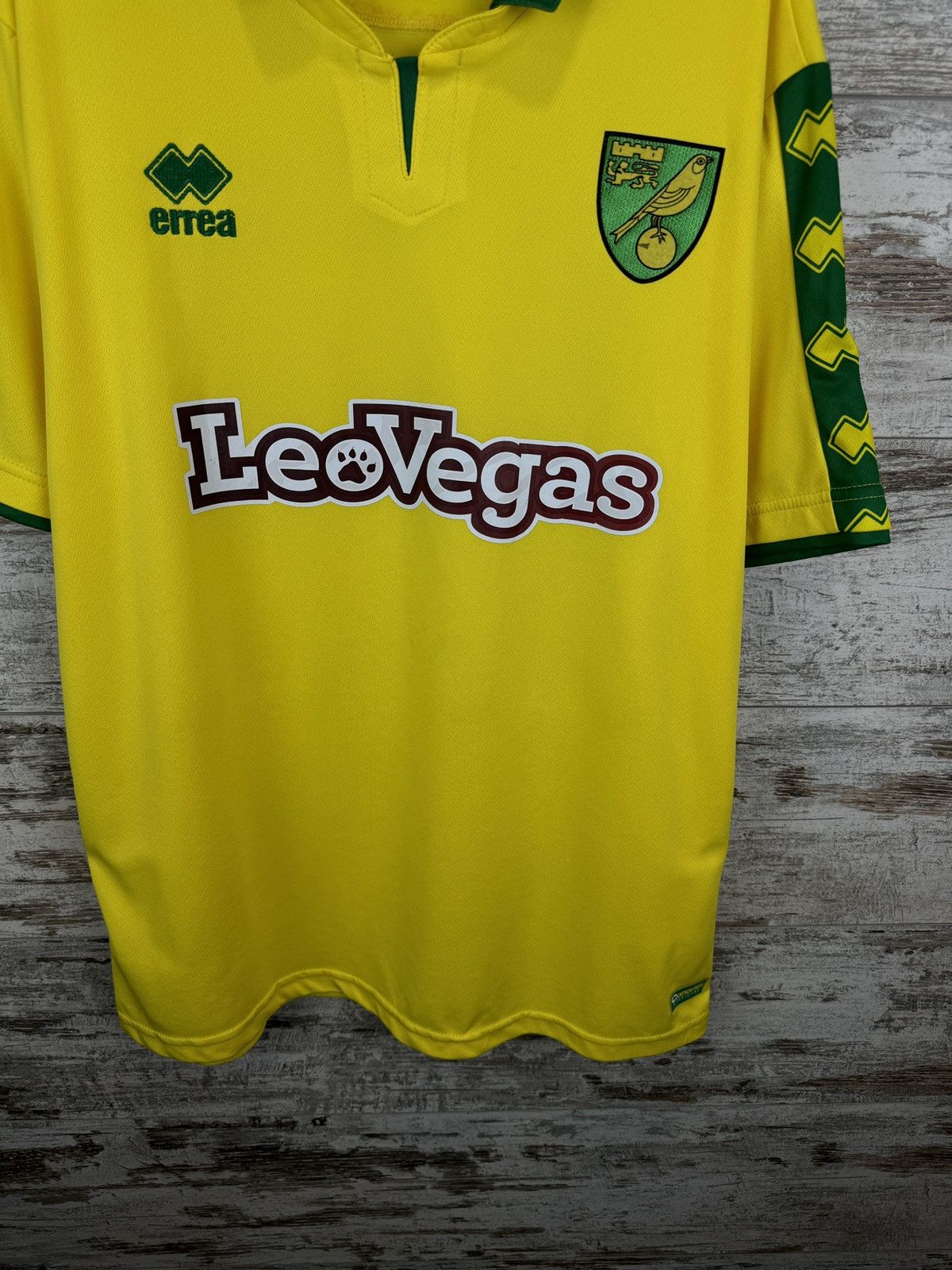 Errea Mens Vintage Errea Norwich City The Canaries T-shirt jersey Size US XXL / EU 58 / 5 - 4 Thumbnail