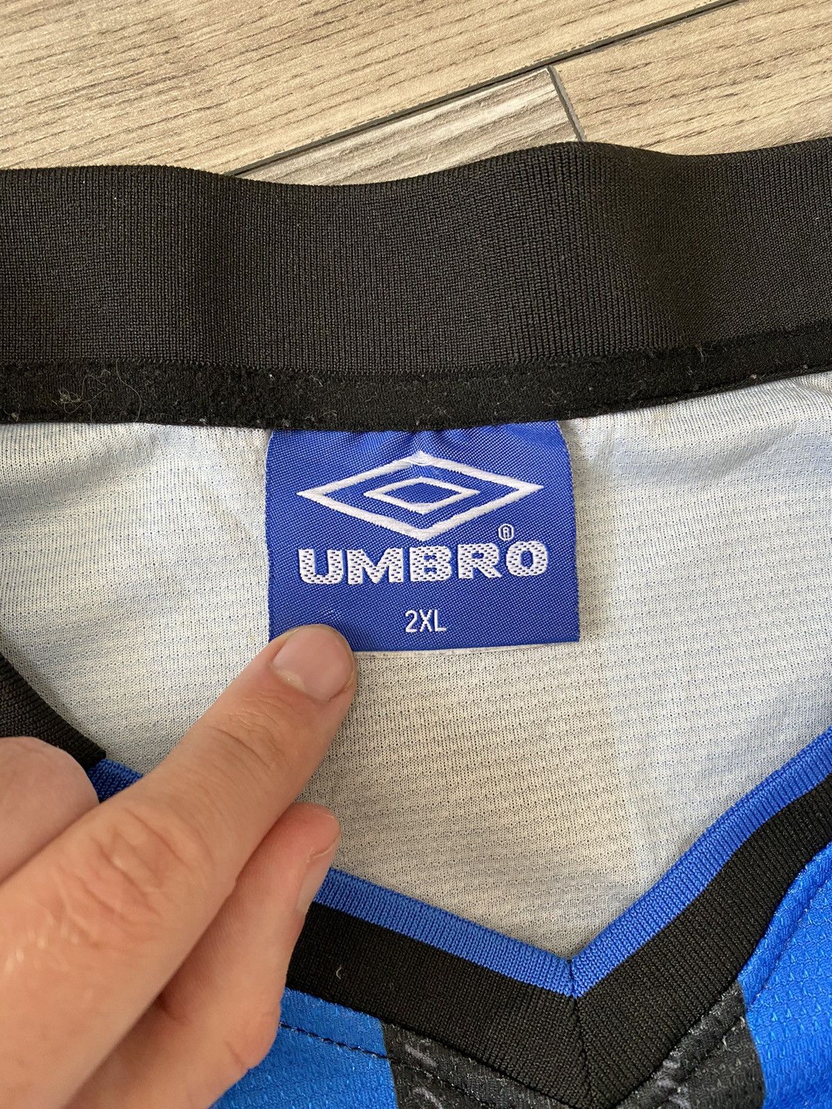 Umbro Vintage Umbro Inter Football Jersey Pirelli 1996/1997 Size US XXL / EU 58 / 5 - 9 Thumbnail