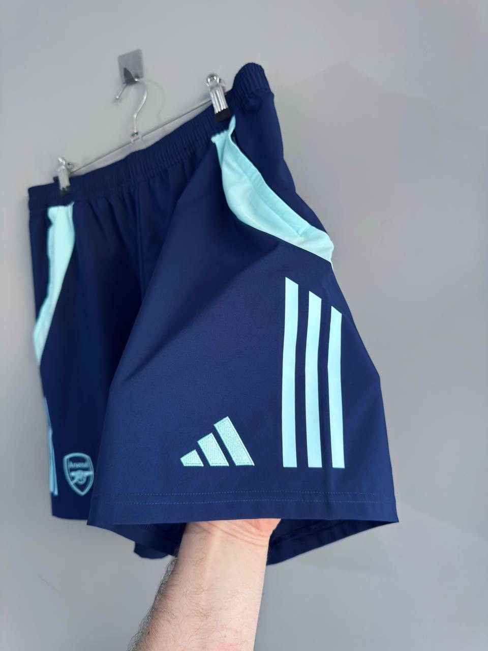 Adidas FC Arsenal London 2024/25 Men's Training Downtime Shorts, L Size US 34 / EU 50 - 4 Thumbnail