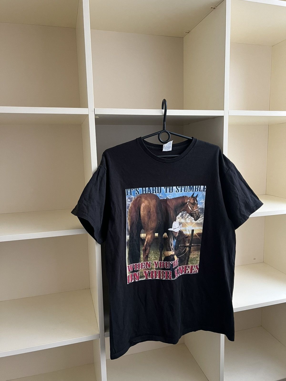 Vintage IT'S HARD TO STUMBLE WHEN YOU'RE ON YOUR KNEES Cowboy Tee Size US L / EU 52-54 / 3 - 4 Thumbnail