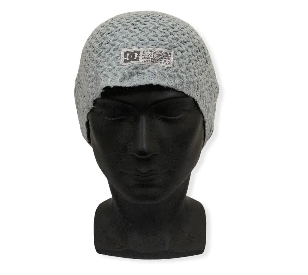 Designer × Vintage Vintage DCshoes Trademark logo Beanie Hat Size ONE SIZE - 1 Thumbnail
