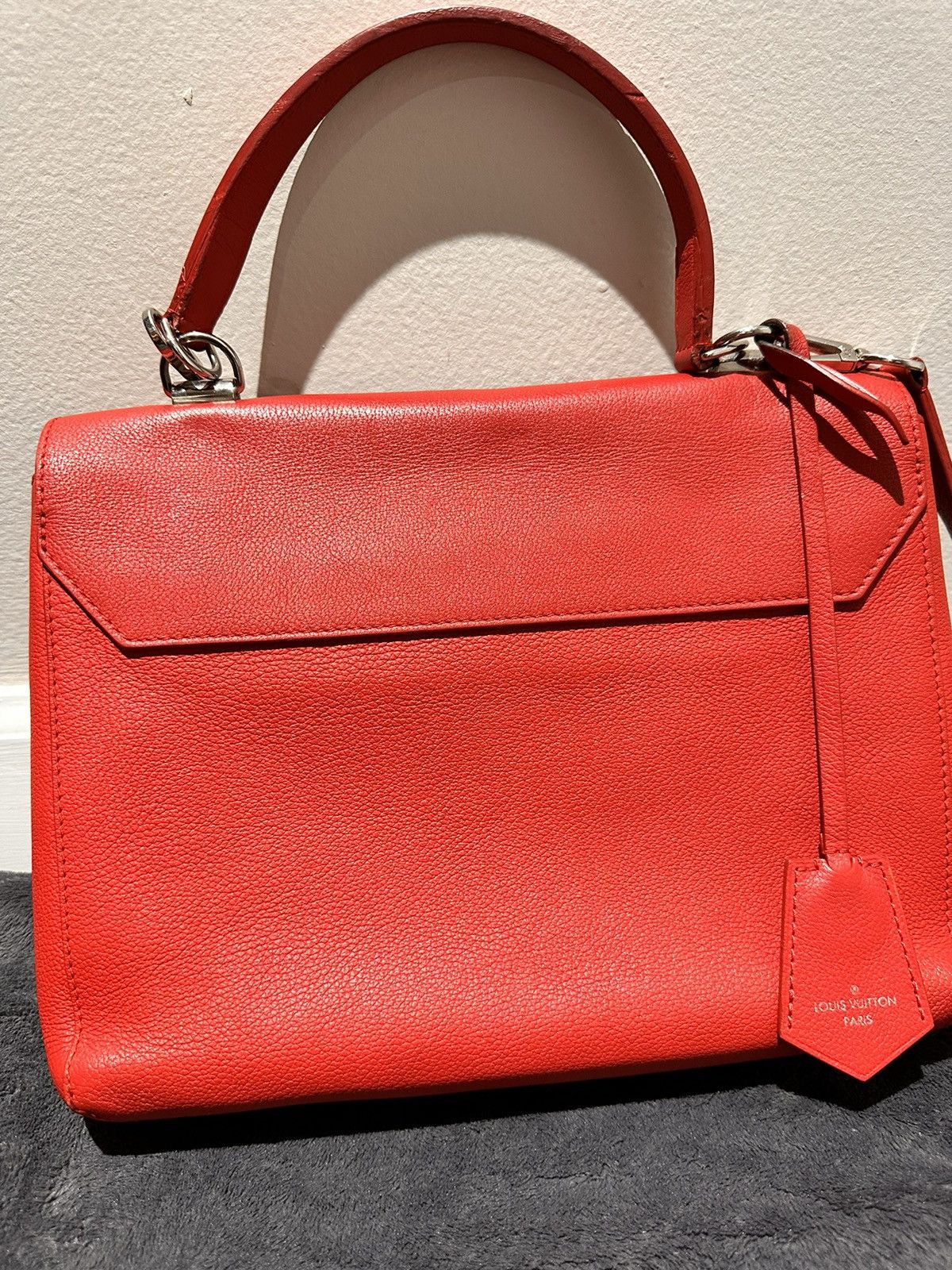 Louis Vuitton Louis Vuitton Red 2 Me Lock Size ONE SIZE - 11 Thumbnail