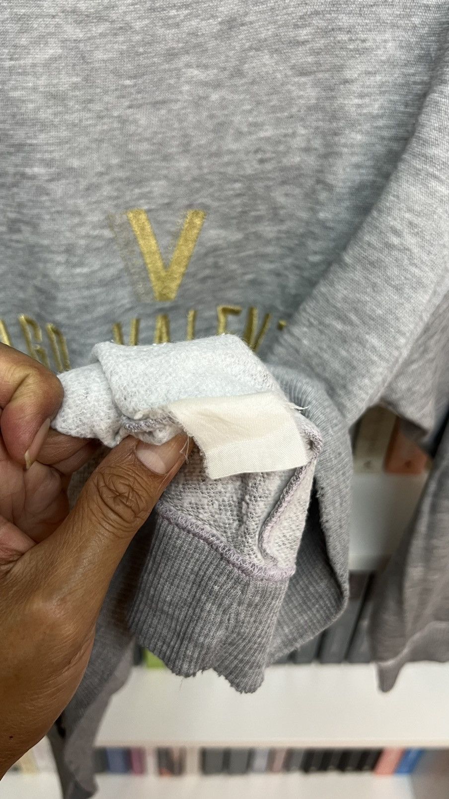 Valentino True Vintage HUGO VALENTINO Sweatshirt Size US M / EU 48-50 / 2 - 7 Thumbnail