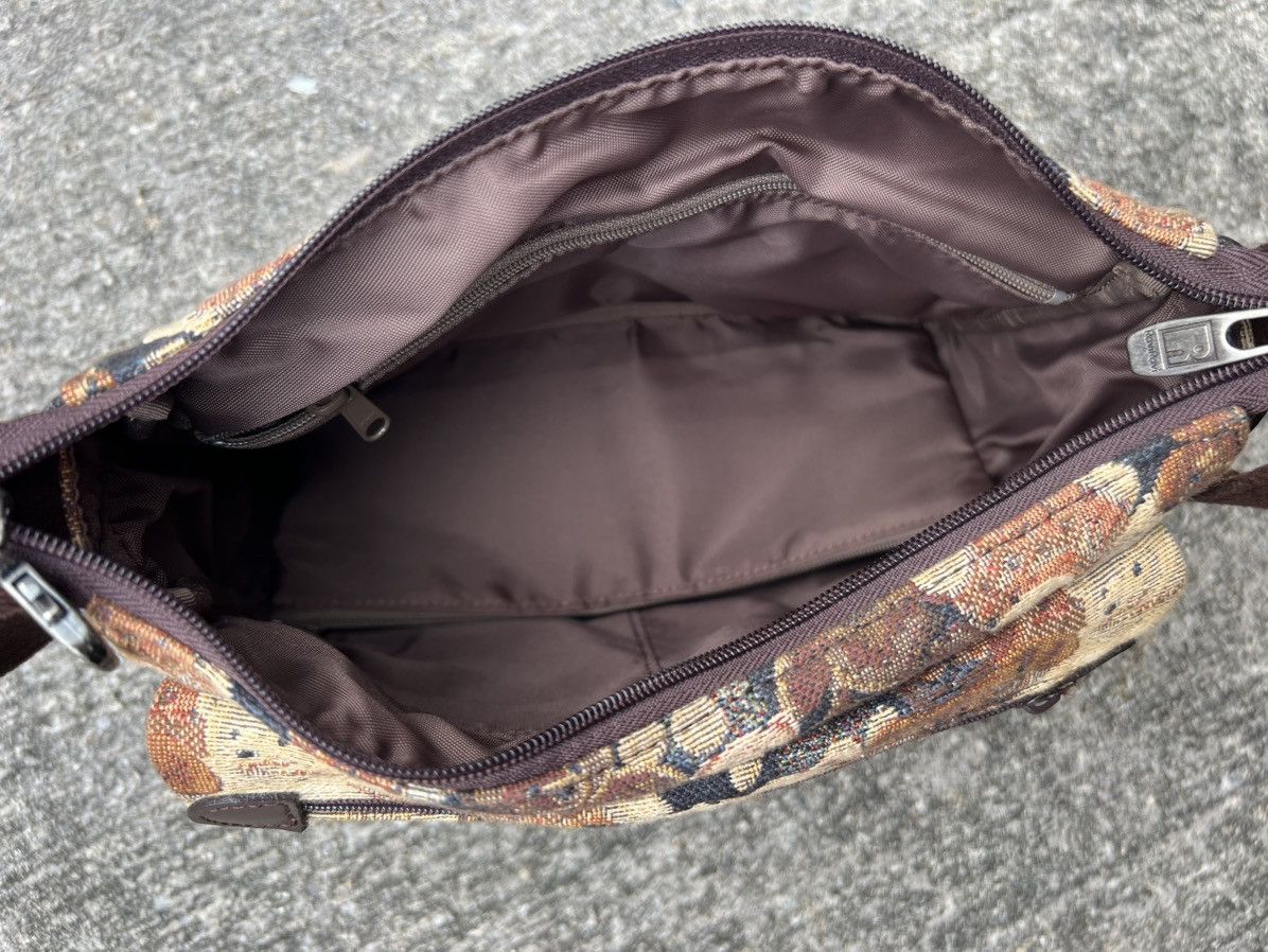 Japanese Brand Vintage Yamatoya Tokyo Ravi Ravi Jacquard Bears Sling Bag Size ONE SIZE - 17 Thumbnail
