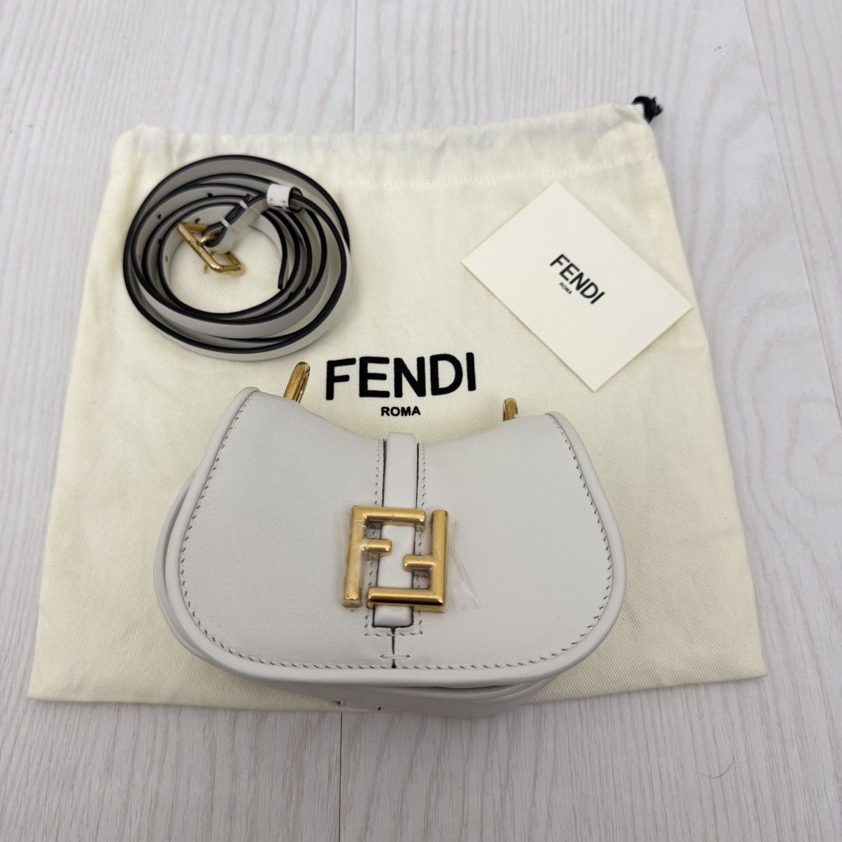 Fendi Fendi C'mon Nano Charm Mini Bag White Size ONE SIZE - 3 Thumbnail