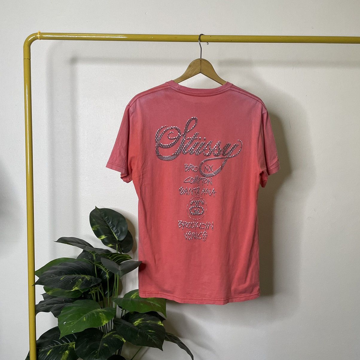 Stussy × Vintage Vintage Y2K Stussy Tour Faded Peach Tee Size US L / EU 52-54 / 3 - 6 Thumbnail