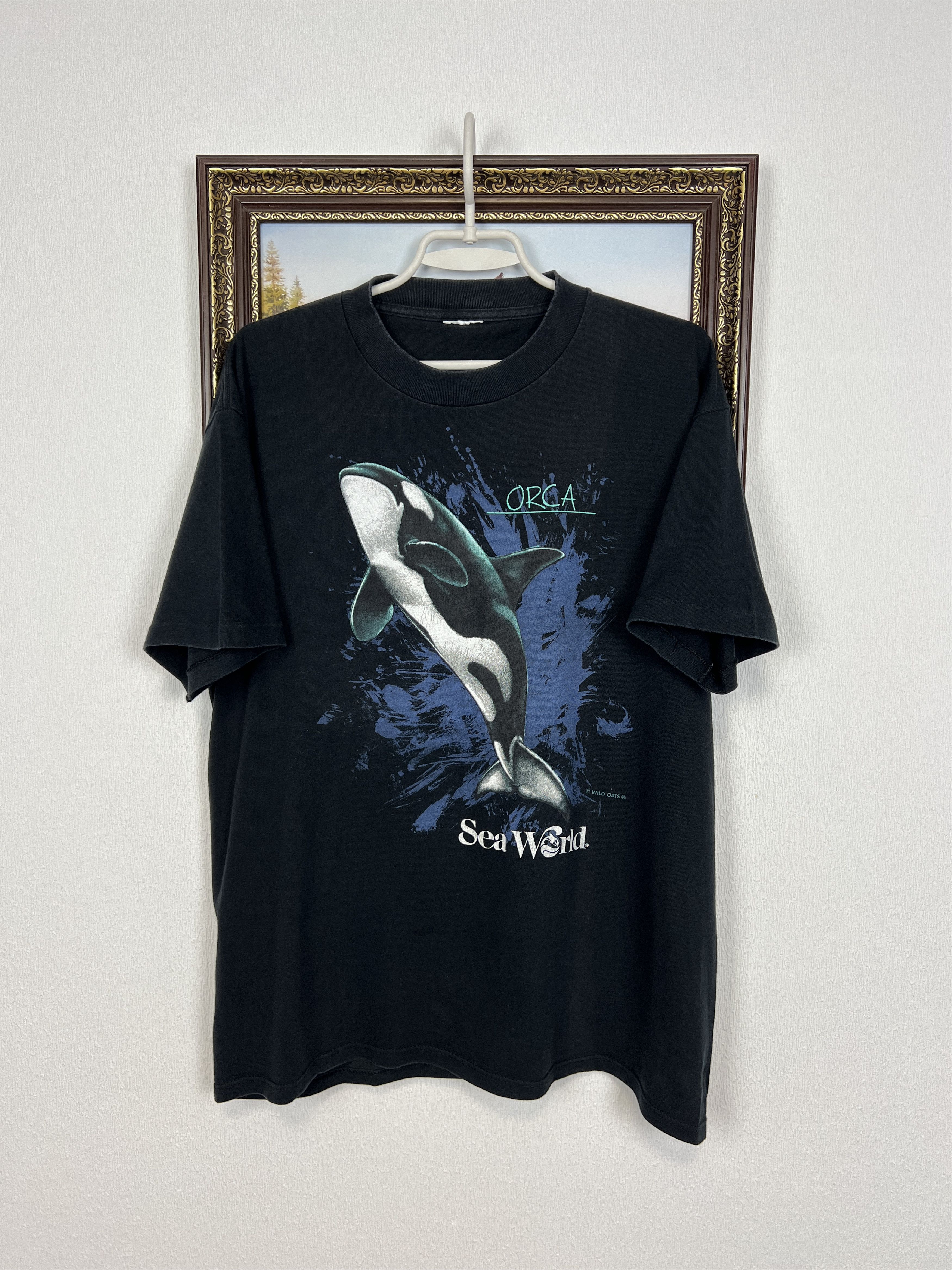 Vintage Vintage SeaWorld Shamu Orca Whale Navy Tee Over Print Size US M / EU 48-50 / 2 - 1 Thumbnail