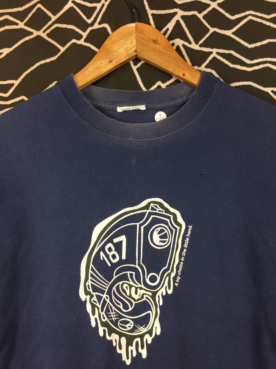 Vintage Vtg Scheme of Buddha Melting Target Streetwear Tee Size US S / EU 44-46 / 1 - 6 Thumbnail