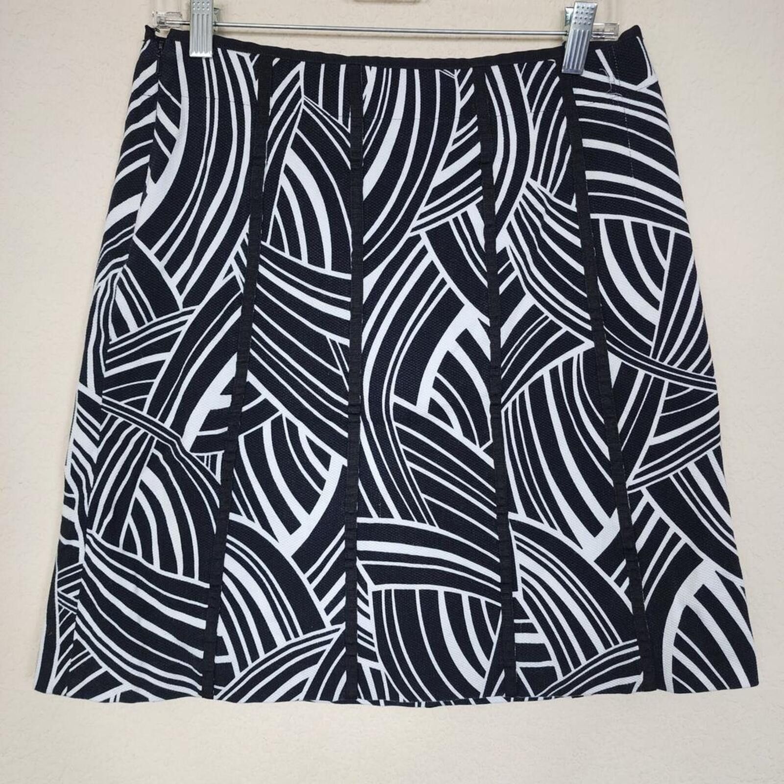 Other Black & White Size 8 Midi Skirt Size 30" / US 8 / IT 44 - 2 Thumbnail