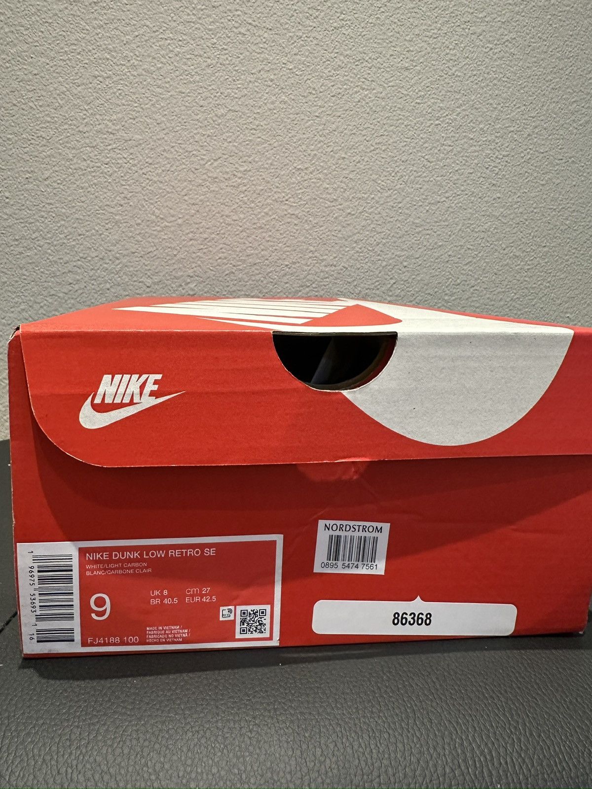Nike Nike Dunk Low White/Grey SE(special edition) Size US 9 / EU 42 - 9 Thumbnail