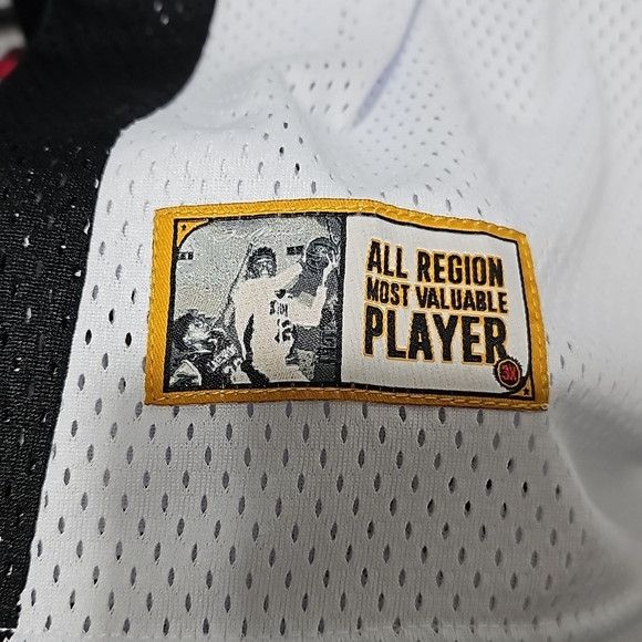 Other Ja Morant Crestwood Heights Basketball Jersey Medium NWT Size US M / EU 48-50 / 2 - 5 Thumbnail
