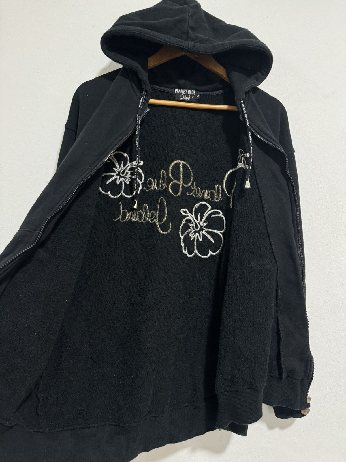 Japanese Brand × Vintage Vintage Planet Blue Island Hoodie Size US L / EU 52-54 / 3 - 6 Thumbnail