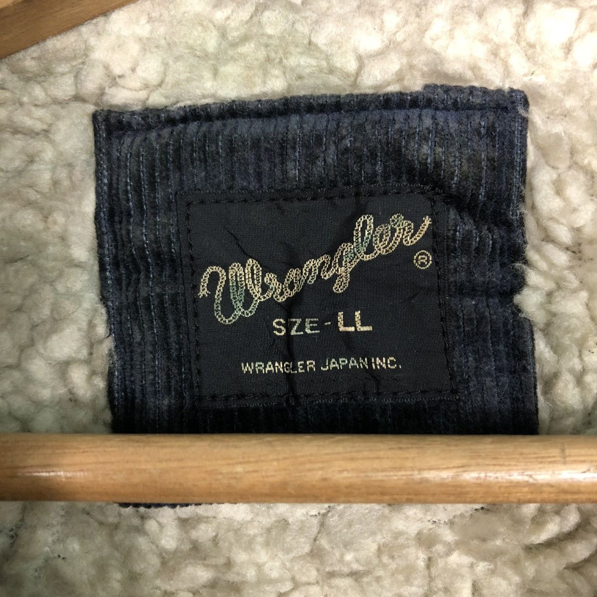 Wrangler 🔥VINTAGE CHORE CORDUROY JACKET WRANGLER BLANKET SHERPA Size US L / EU 52-54 / 3 - 19 Thumbnail