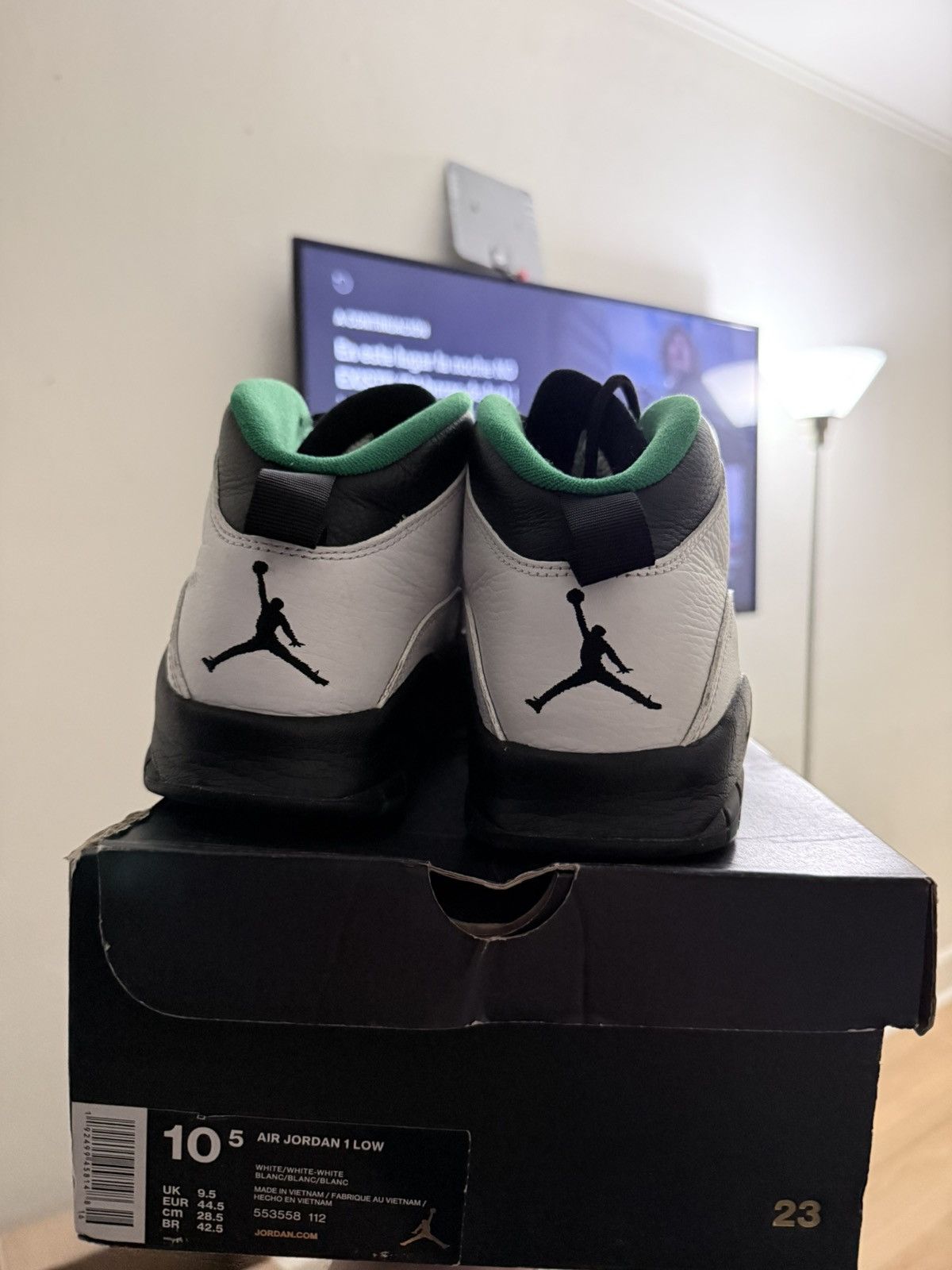 Jordan Brand Jordan 10s Seattle Size US 10 / EU 43 - 4 Thumbnail